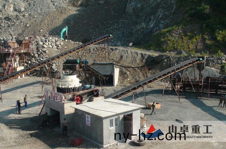 圓錐式破碎(sui)機(ji)生産現場