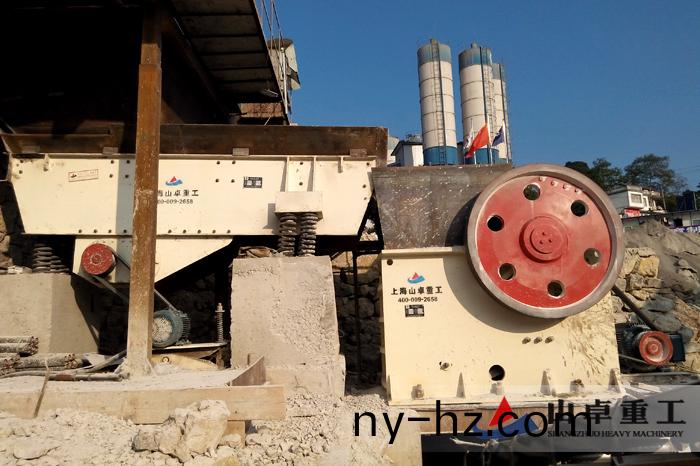 振動(dòng)餵料機(jī)