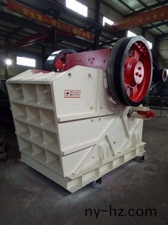 歐版顎(e)式破碎機(jī)